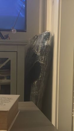 Samsung Smart TV (37 inches)