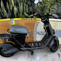 Segway c80 scooter moped Vespa