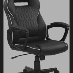 Gaming Chair, Open Box (New)