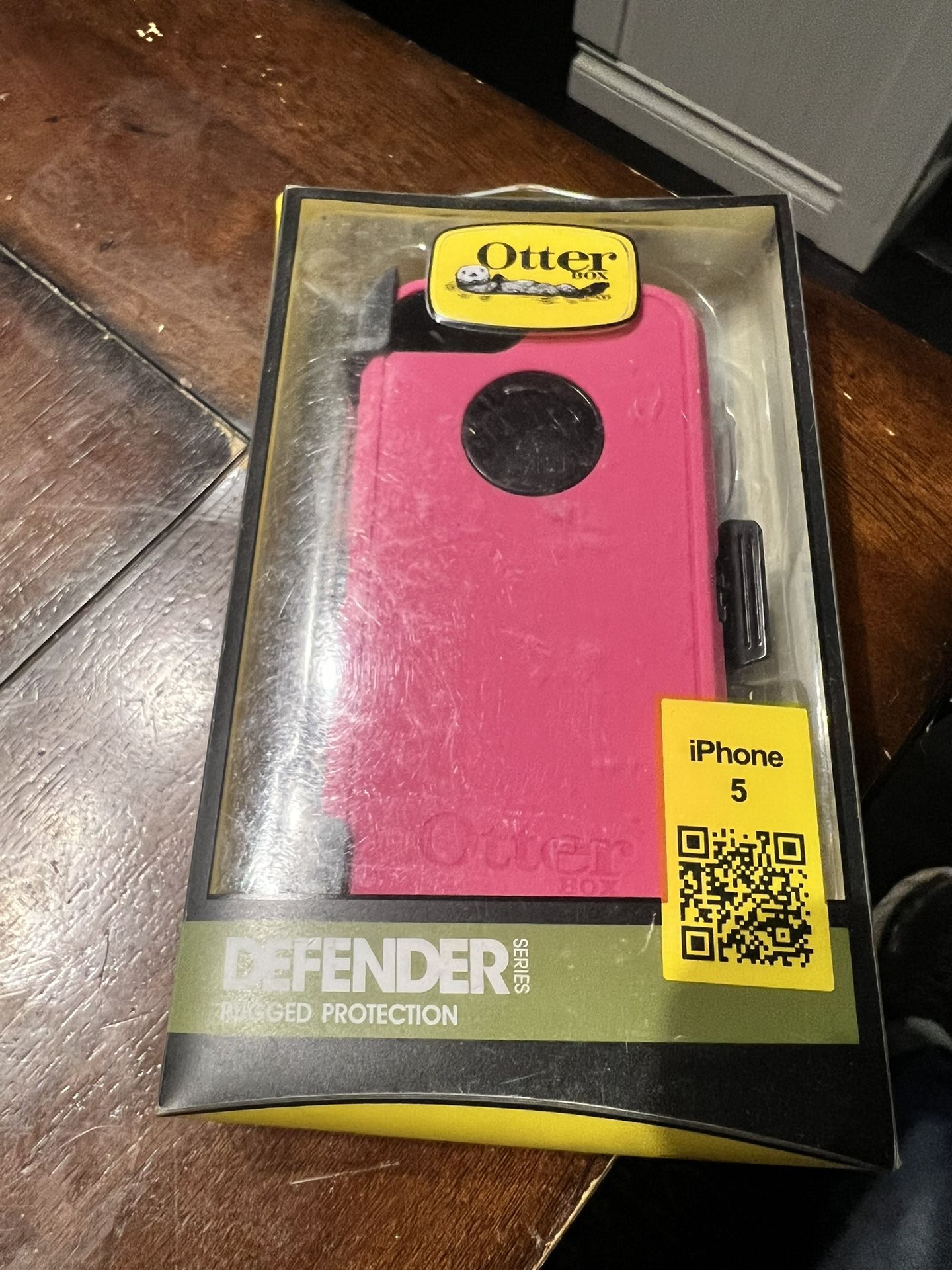 iPhone 5 OtterBox case and holster brand new in the