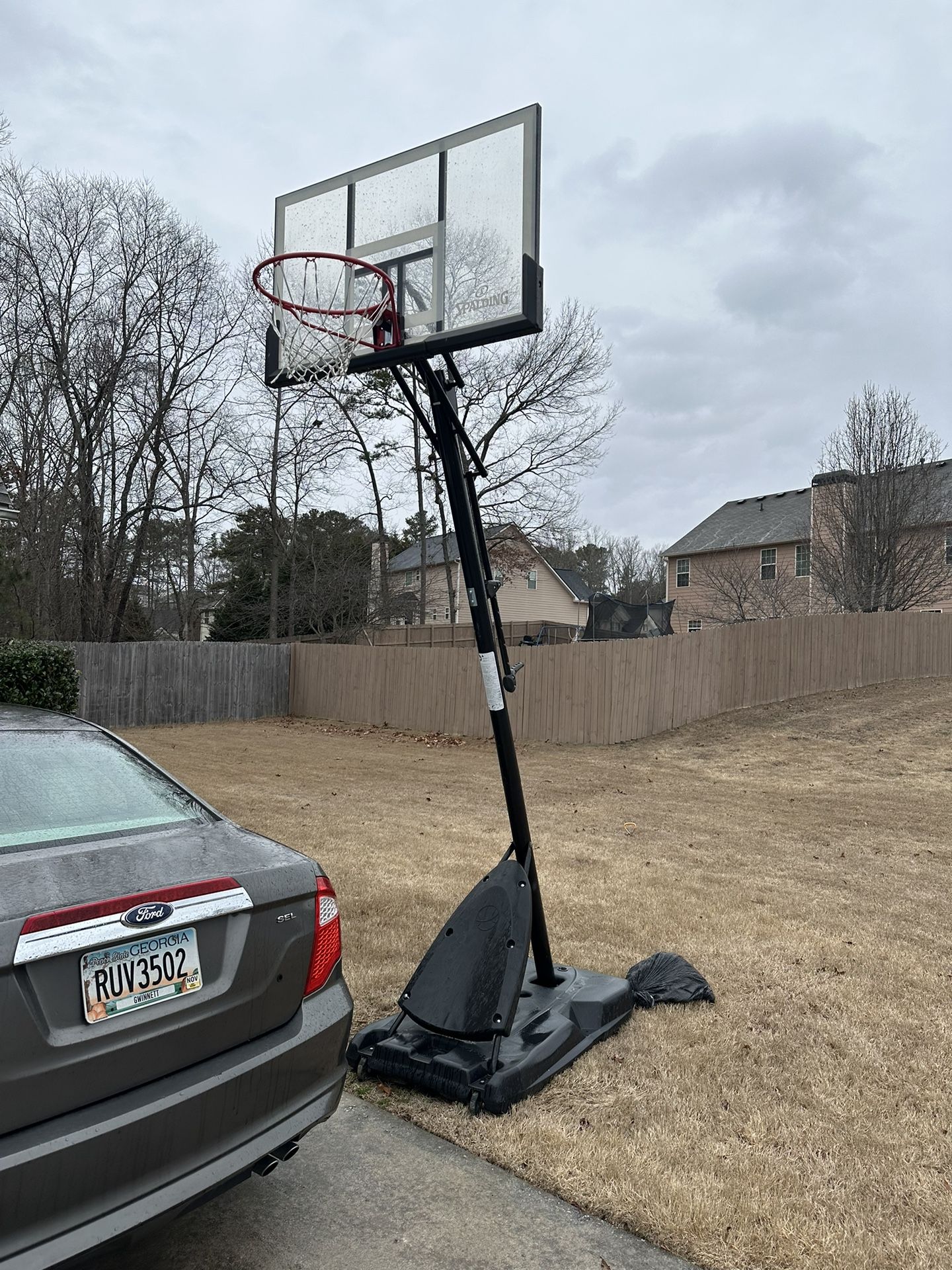  Spalding Basketball Hoop