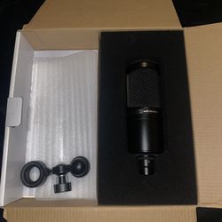 Audio-Technica AT2020 Cardioid Condenser XLR Microphone with Pop Filter