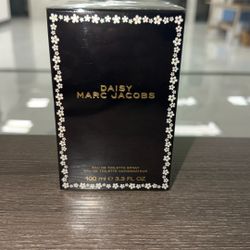 Marc Jacob’s Daisy 3.3 oz Eau De Toilette For women