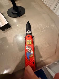 Super Mario Folding Pocket Knife