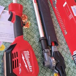 Milwaukee
M18 FUEL 18V 20 in. Brushless Cordless Battery Powered Short Pole Hedge Trimmer (Tool-Only)