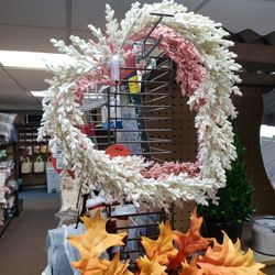 Wreaths 8.00ea