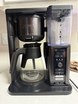 Ninja Hot & Iced 10-Cup Drip Coffee Maker, 4 Brew Styles, Rapid Cold Brew, CM360WM, Black