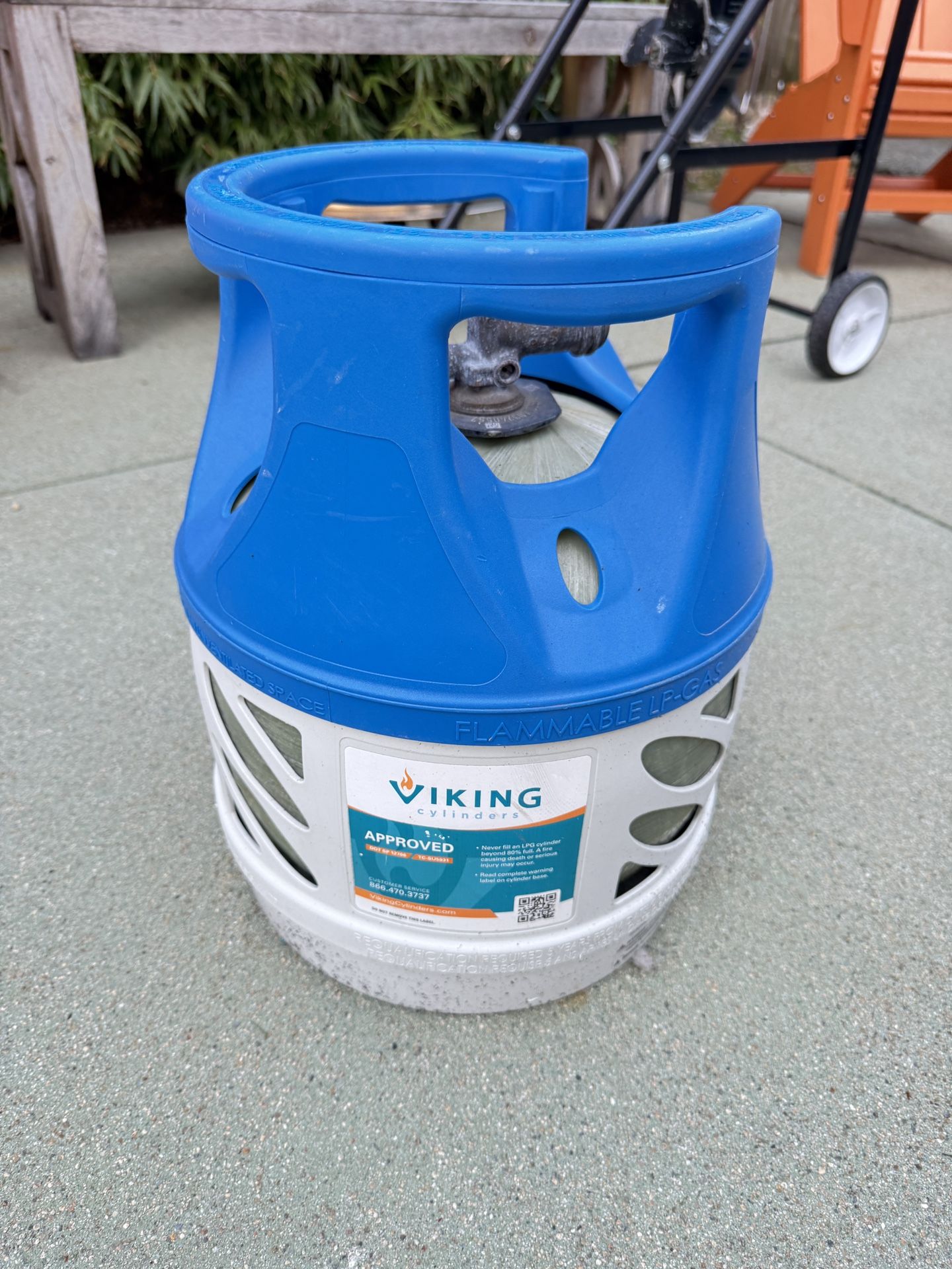 11 Pound Viking Propane Tank