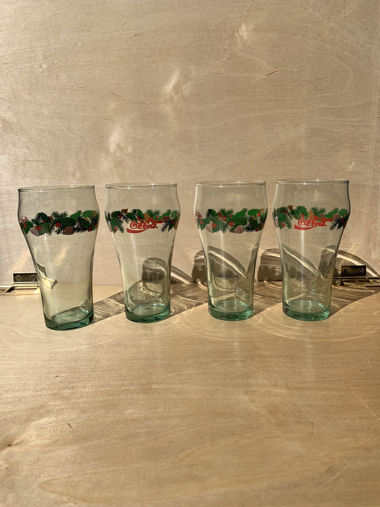 🎄 Christmas Hoilday ~ Coca Cola ~ Glass Set