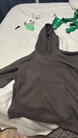 Medium size men’s hoodie brand new