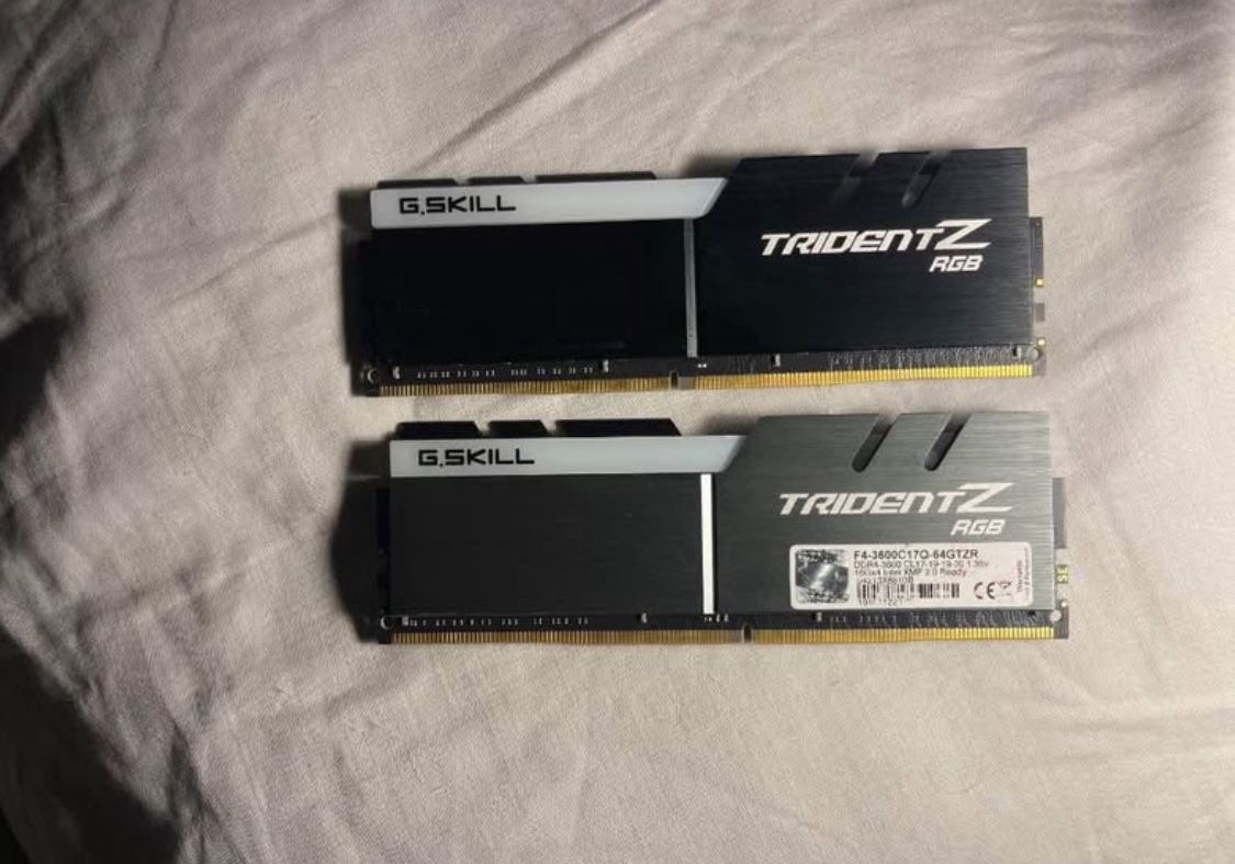 32GB (16GB x 2) G.Skill Trident Z RBG Desktop RAM DDR4 3600 CL17 19-19-39 1.35v XMP 2.0 Ready