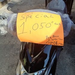 Gas Scooter 50cc Alarm Remote Control Bluetooth Music 