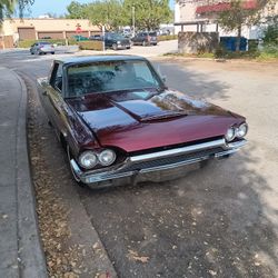1964 Ford Thunderbird 