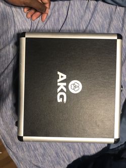 Akg P420