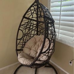 EGG CHAIR