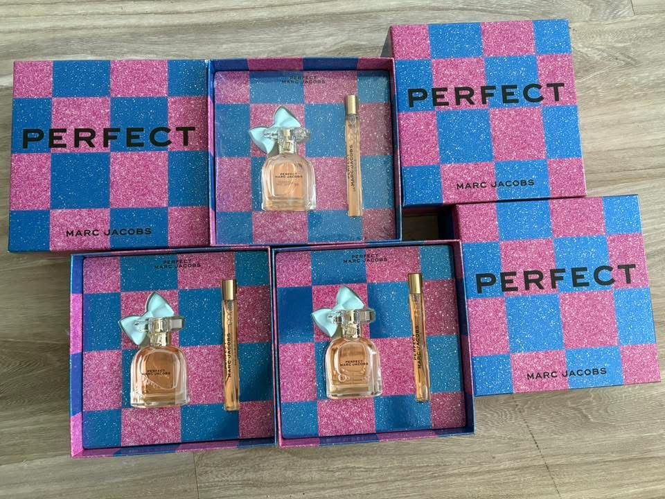 Marc Jacob’s Perfume 2 Piece Set