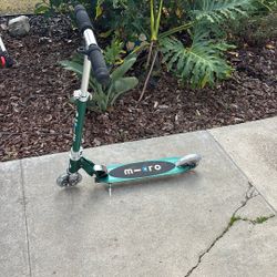 Micro Scooter - kids (size 6yr)