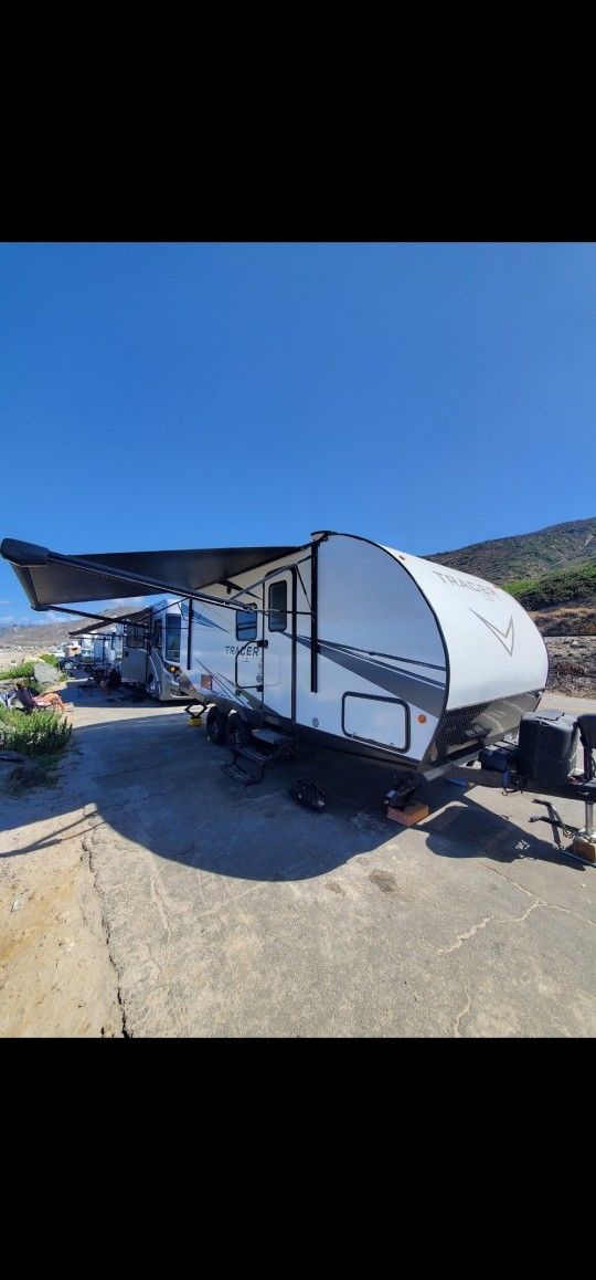 2021 TRACER LE 190RBSLE LIKE NEW USED 3 TIMES LENGTH 22'2INCH IN PERFECT CONDITION NICE AND CLEAN NO PETS,SALE WITH ALL ACCESSORIES HITCH STABILIZED,S