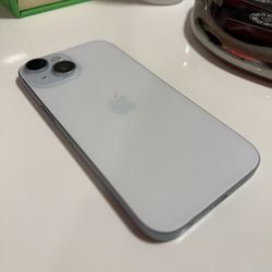 iPhone 15 128GB (Unlocked)