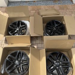 2022 OEM Silverado Trailboss Rims