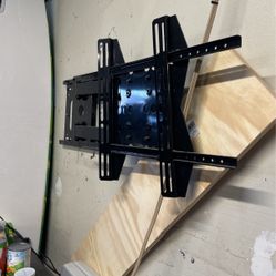 TV Swivel Wall Mount