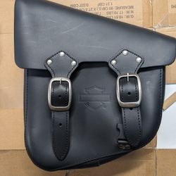 SoftTail Swingarm Bag 