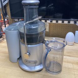 Breville Juice Machine 
