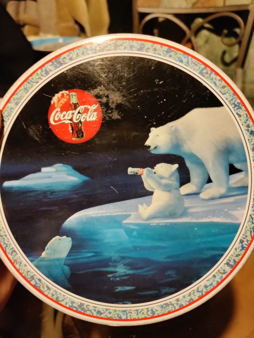 Coca Cola Vintage Drinking Polar Bear Tin