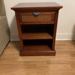 Pier 1 End Table with Drawer