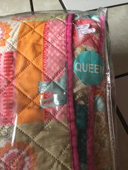 Cubre cama Queen