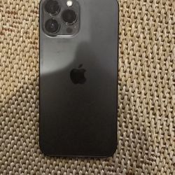 Selling IPHONE 13 Pro Max