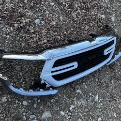 ✅ 👍 ORIGINAL 2019 2020 2021 2022 DODGE RAM 1500 FRONT UPPER GRILLE CHROME MOLDING + RADIATOR GRILLE IN WHITE PAINT + Passenger and Driver Side Bumper