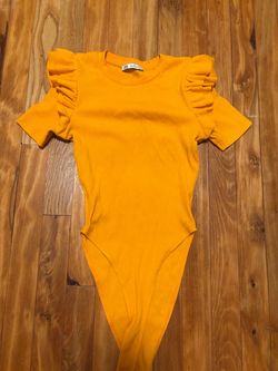 Zara Orange Ribbed Ruffle Sleeve Bodysuit