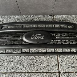 FORD Grille