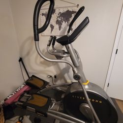 Live Strong Elliptical 
