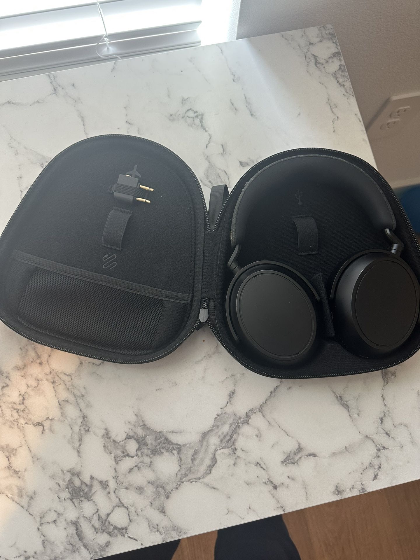 Sennheiser Momentum 4 Headphones