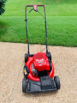 Good condition Self propelled lawnmower