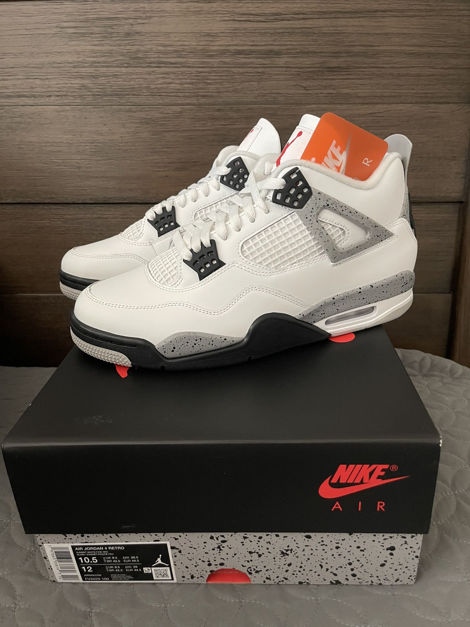 Jordan 4 White Cement