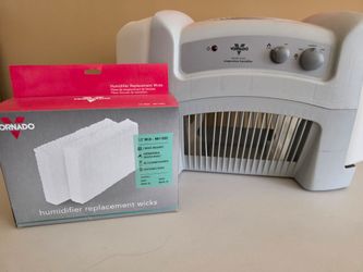 Vornado 4 gallon evaporative humidifier with adjustable humidistat