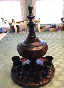 VINTAGE WINE DECANTER SET