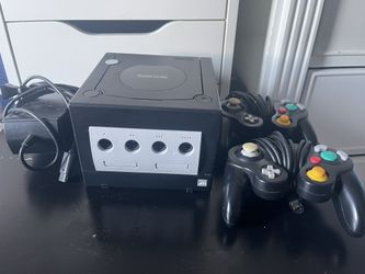 Nintendo GameCube + Simpson’s Game
