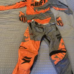 Shift Youth XL Racing Gear