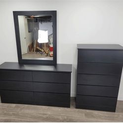 DRESSER WITH MIRROR AND CHEST 