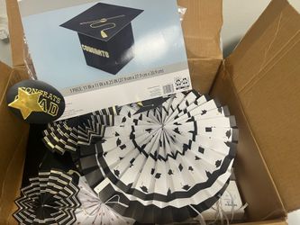 Graduation decorations