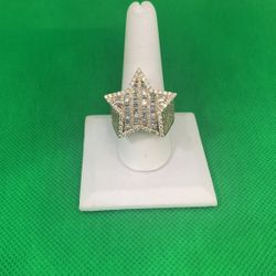 14KT Gold Diamond Ring