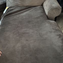 Section L FREE COUCH