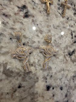 18K Pendants