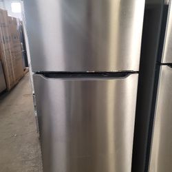 🚨 New Frigidaire - Gallery 20 Cu. Ft. Top-Freezer Refrigerator - Stainless Steel FGHT2055VF