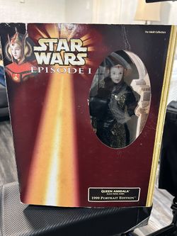 Star Wars Episode 1 Queen Amidala 1999 Portrait Edition Doll Damaged Box