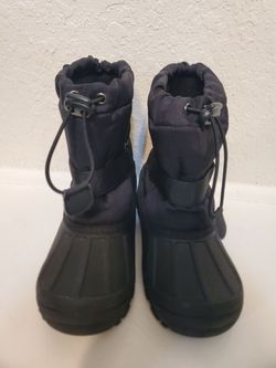 *Pending MORENDL brand girl/boy snow boots size 13